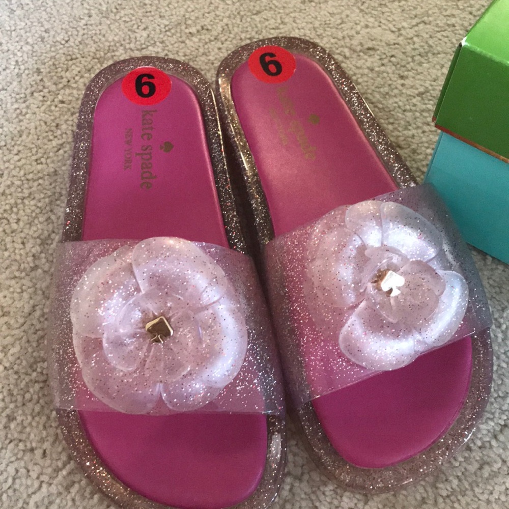 NWT Kate Spade glitter rubber flip flops